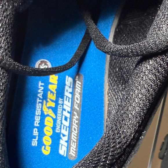 NEW Skechers Goodyear Women’s  Moja Slip Resistant Sneakers Work Shoes - Picture 7 of 13